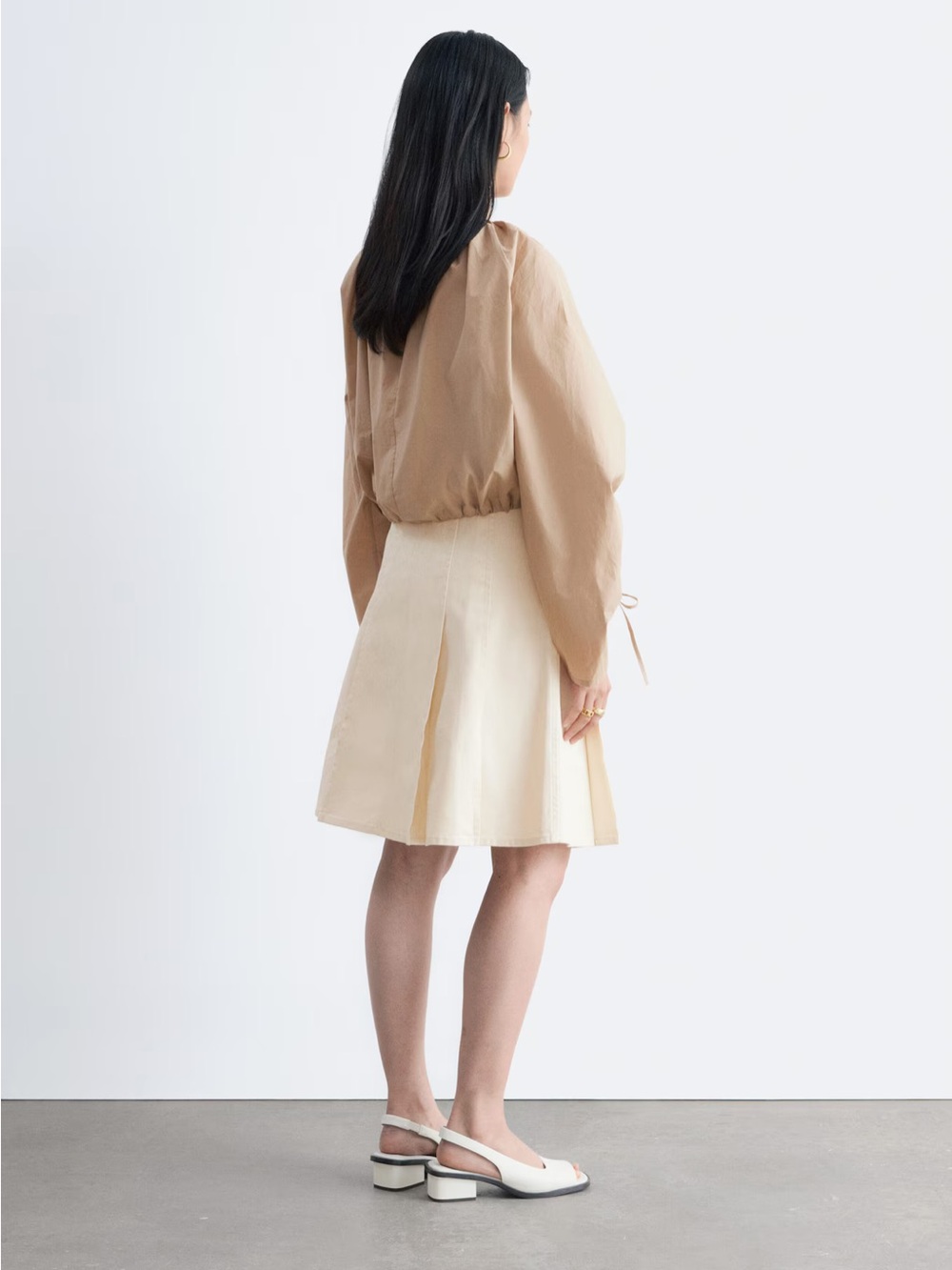 Structural drawstring blouse - Picture 8 of 11